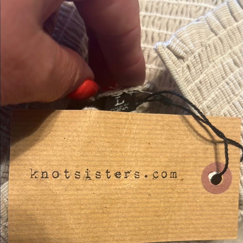 Knot Sisters linen Jumpsuit - Picture 6 of 17